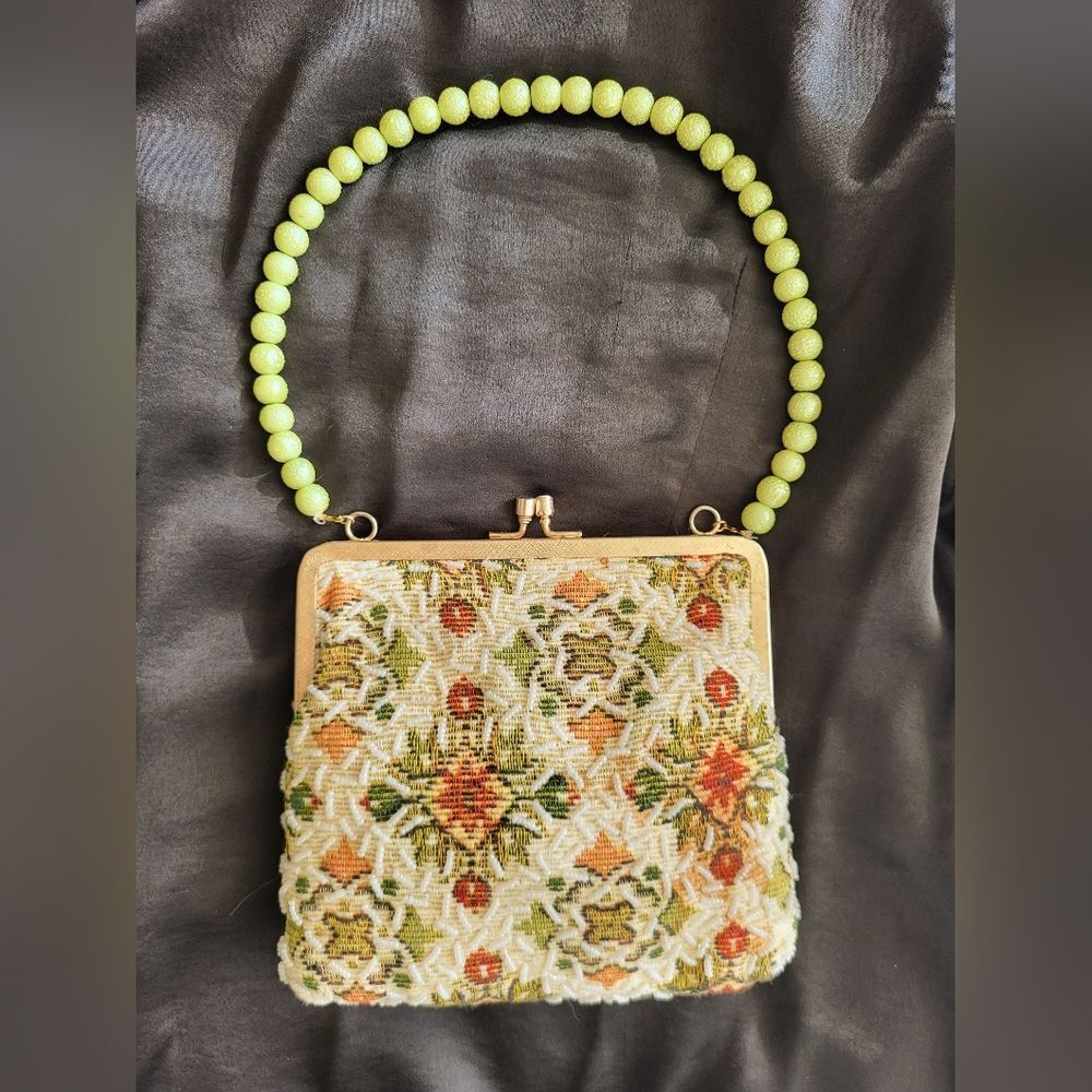 Vintage Fine Arts Beaded Tapestry Frame Handbag – Made in Hong Kong